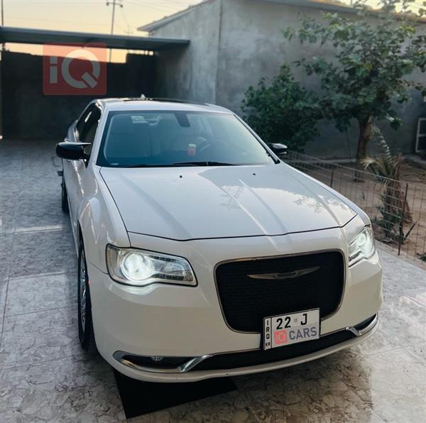 كرايسلر 300 2017 للبيع في العراق - القرنة